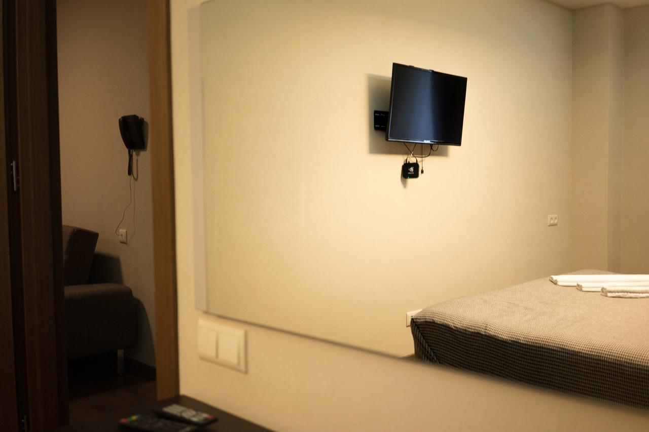 All Seasons Hotel On Freedom Square 第比利斯 外观 照片